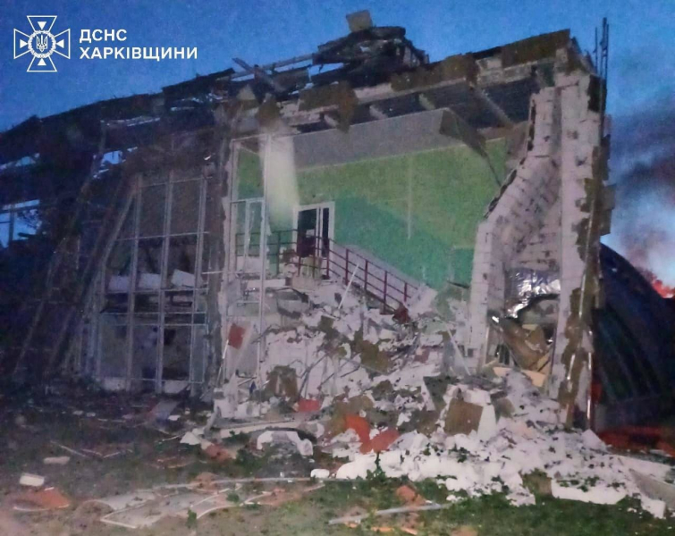 La RF ha sganciato bombe aeree su Zolochiv: c'è distruzione, tra i feriti ci sono agenti di polizia