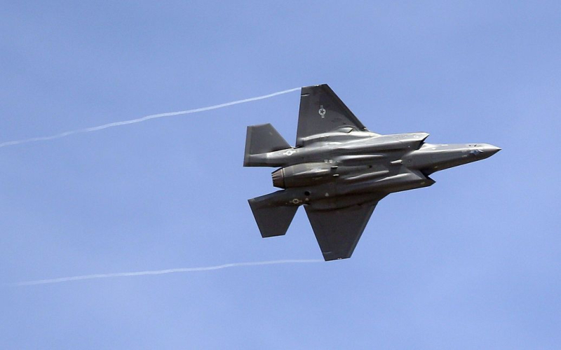 Si è schiantato nel Nuovo aereo da caccia F-35 USA (foto)