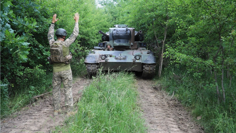 Distrugge droni e missili: il PS ha parlato del cannone semovente antiaereo Cheetah