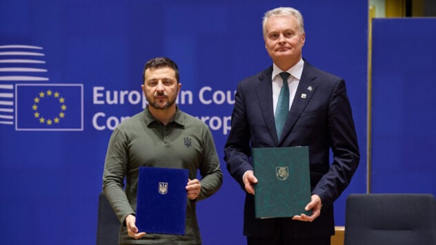 Zelenskyj ha firmato accordi di sicurezza con Estonia e Lituania a Bruxelles