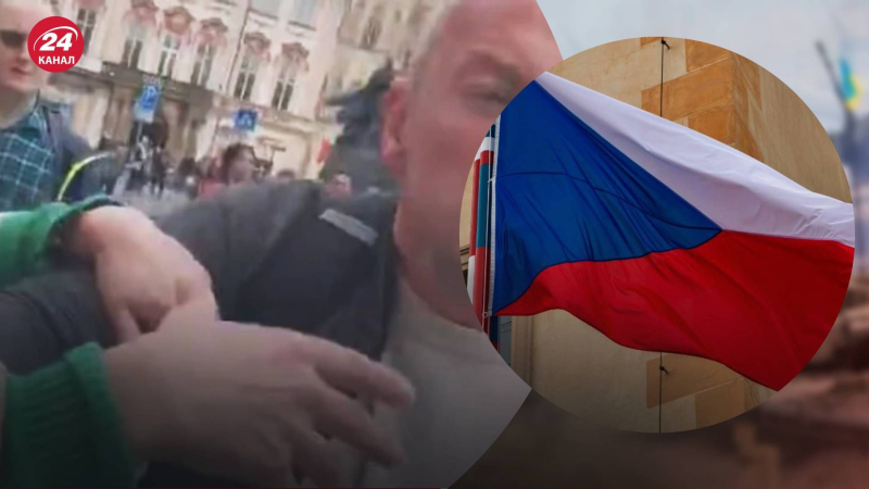 Hanno pugni e calci: nella Repubblica Ceca un gruppo di russi ha aggredito i volontari ucraini