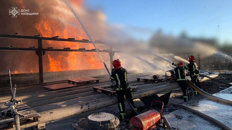 Esplosioni nella regione di Kiev il 12 giugno: l'incendio presso l'impianto promozionale è stato spento il quarto giorno