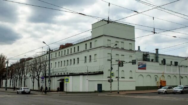 A Rostov, i prigionieri hanno preso in ostaggio il personale carcerario
