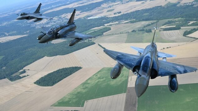 Caccia Mirage 2000: caratteristiche e cosa si sa dell'aereo che la Francia trasferirà