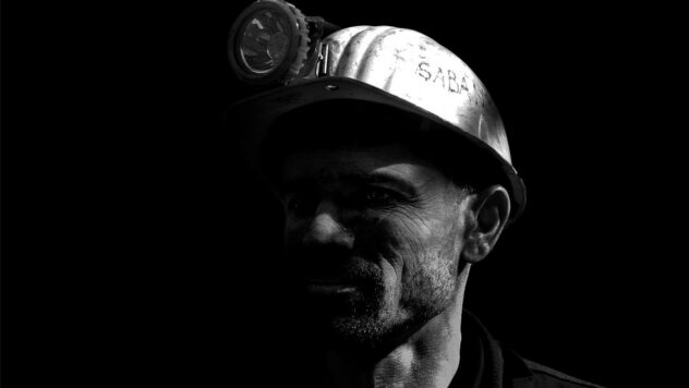 A una profondità di 1200 metri per due giorni: un minatore è stato trovato vivo in Polonia