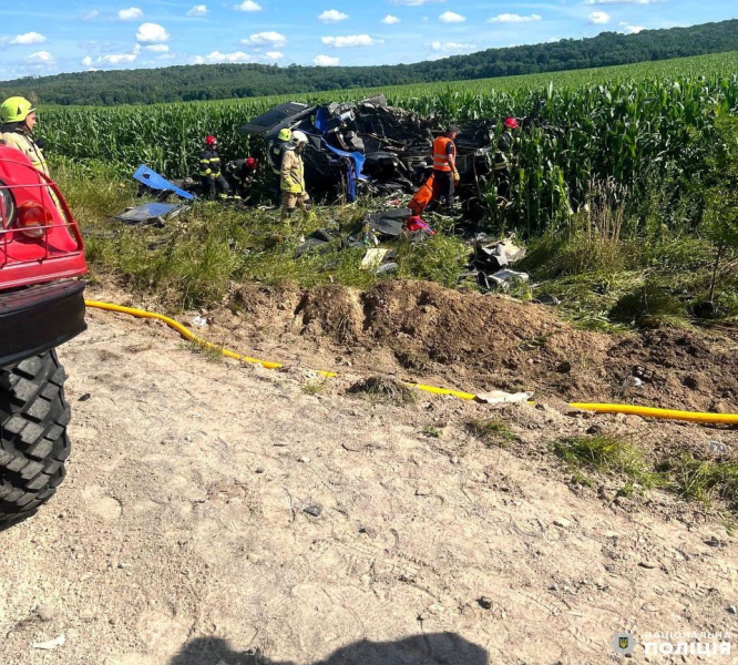 Nella regione di Rivne, un camion si è scontrato con un minibus: 14 morti, compreso un bambino