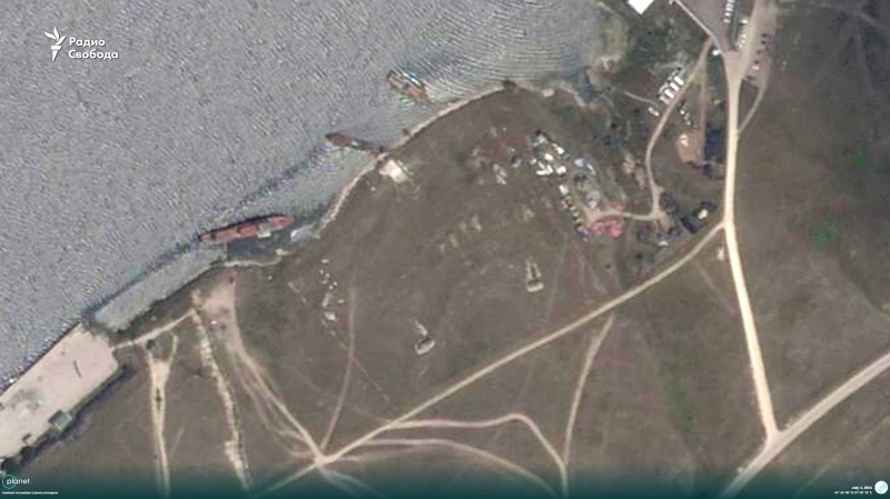 Rimangono tracce dell'incendio: immagini satellitari che mostrano le conseguenze dell'attacco alla base militare russa in Crimea