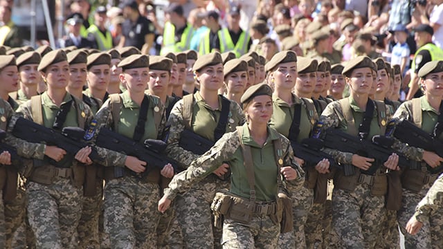 I paesi della NATO forniranno più di 7 milioni di dollari per sostenere le donne nelle forze armate