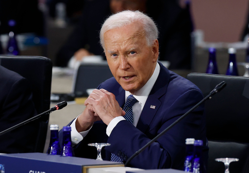 La Camera dei Rappresentanti ha avvertito Biden che potrebbe mettere in pericolo i democratici e i media