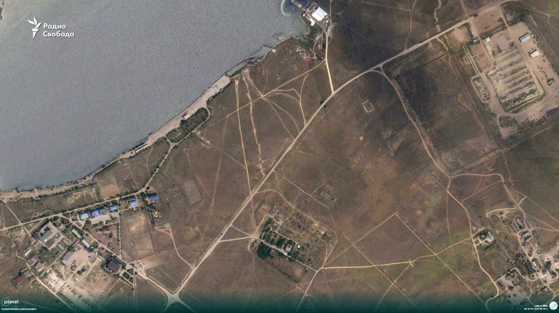 Rimangono tracce dell'incendio: immagini satellitari che mostrano le conseguenze dell'attacco alla base militare russa in Crimea