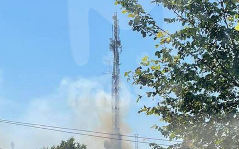 Kursk la regione è stata attaccata da un'invasione di droni: la torre della televisione locale era in fiamme (foto)