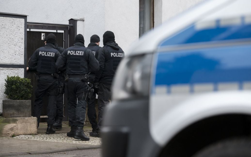 Detenuto in Germania Russi sospettati di finanziare l'ISIS