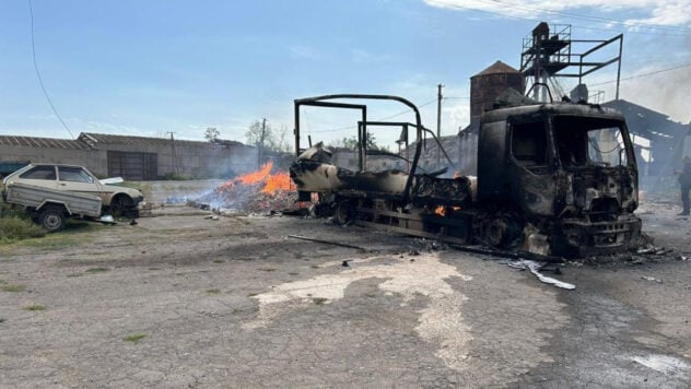 I veicoli della Croce Rossa sono stati bombardati nella regione di Donetsk: la reazione di Zelenskyj