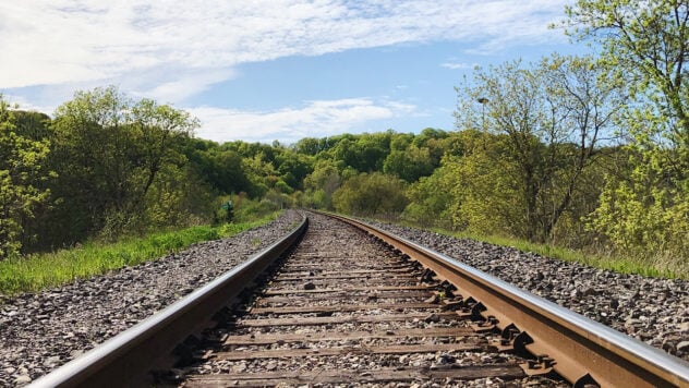 Traffico sospeso: avvenuta un'esplosione su un ponte ferroviario nella regione di Samara, nella Federazione Russa