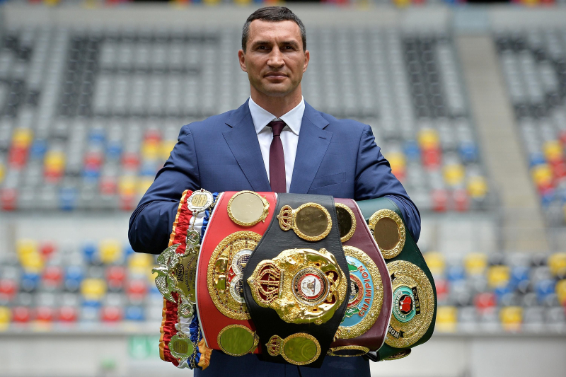 L'ex campione del mondo ha determinato il miglior pugile: ha scelto tra Klitschko e Lewis