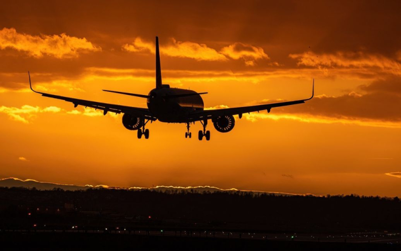 L'aeroporto di Tel Aviv sospende i voli : qual è il motivo