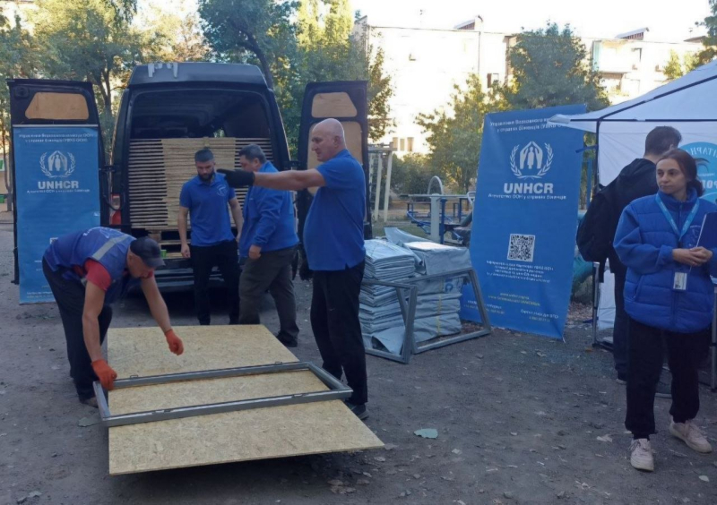 Esplosioni nel Dnepr: l'edificio di un centro educativo è stato distrutto, il numero delle vittime è aumentato