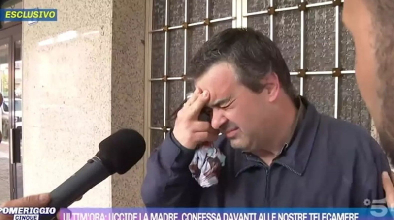  Momento choc: un uomo ha confessato in diretta televisiva di aver ucciso la madre