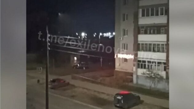 Minimo 7 colpi: droni hanno attaccato una fabbrica di esplosivi a Dzerzhinsk in Russia