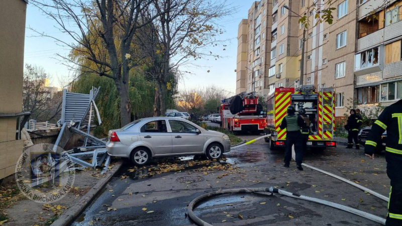 Esplosioni a Kiev: un attacco di droni ha causato distruzione e incendi in 6 distretti, ci sono state vittime