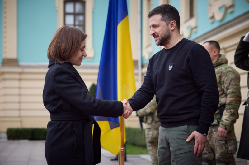 Zelenskyj si è congratulato con Maia Sandu per la sua vittoria