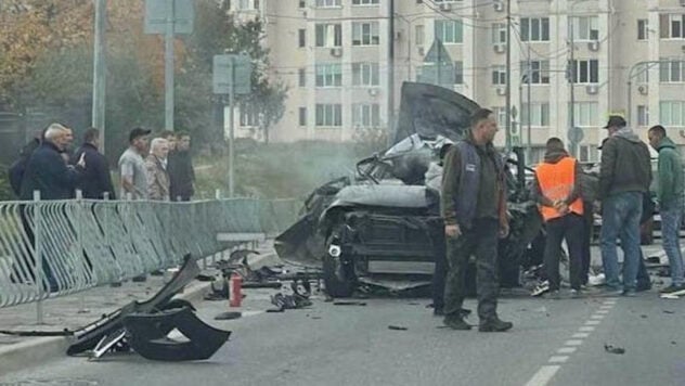 L'auto del capo di stato maggiore di una delle brigate della Marina russa è stata fatta saltare in aria a Sebastopoli : ciò che è noto