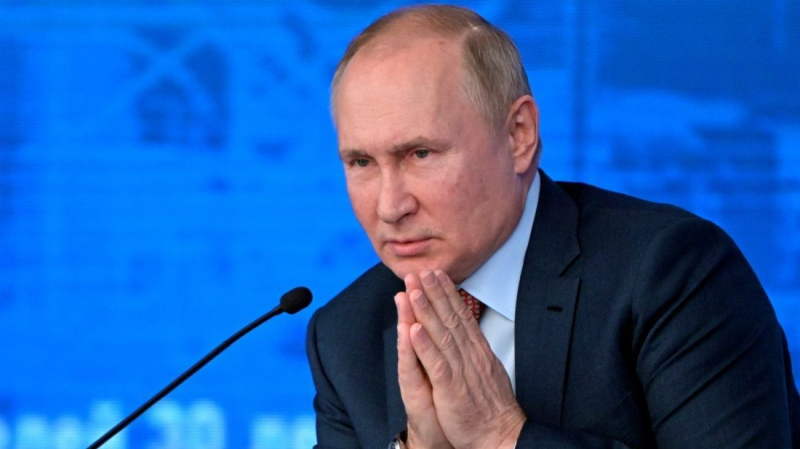 Putin riunì la leadership del Ministero della Difesa e gli sviluppatori missilistici al Cremlino e annunciò nuovamente l'Oreshnik