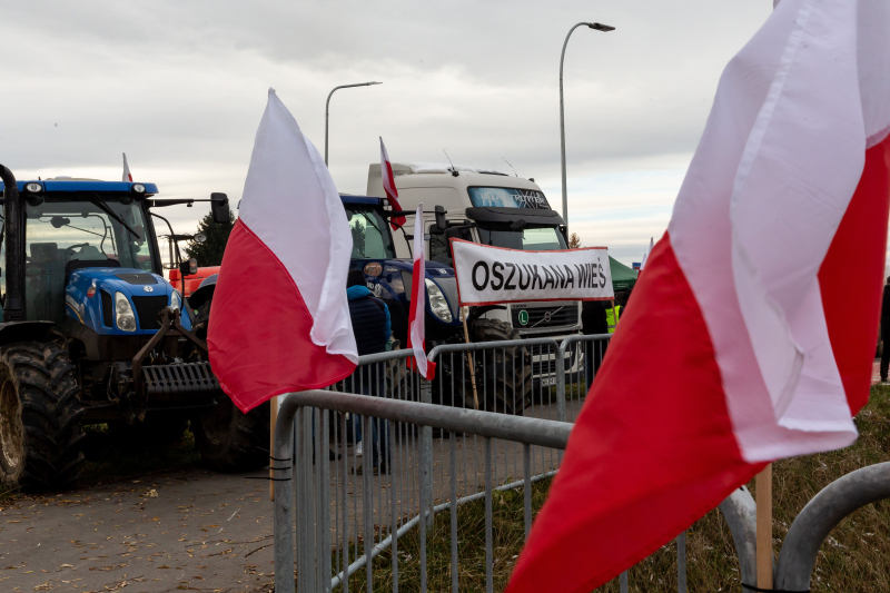 I contadini polacchi hanno smesso di bloccare il confine con l'Ucraina: cosa è noto