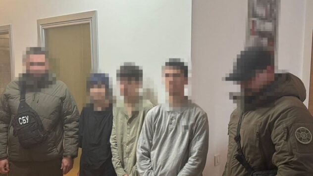 Hanno fatto esplodere esplosivi a Kiev e stavano preparando attacchi terroristici in Ucraina: agenti dell'FSB sono stati arrestati