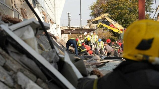 Recentemente riparato: in Serbia, 8 persone sono morte a causa del crollo del tetto di una stazione