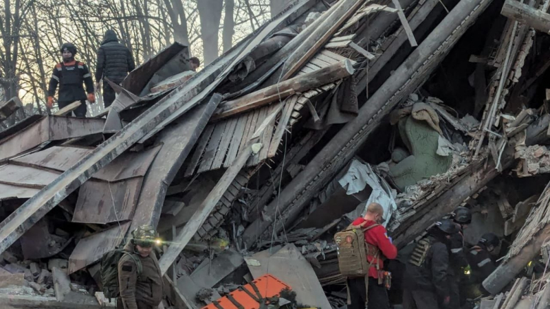 Attacco a Krivoy Rog il 24 dicembre: c'è un morto, il numero dei feriti è salito a 17 