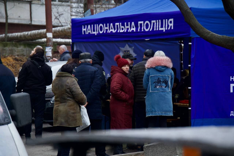 Dnepr attaccato dai droni russi di notte: apparse le foto delle conseguenze