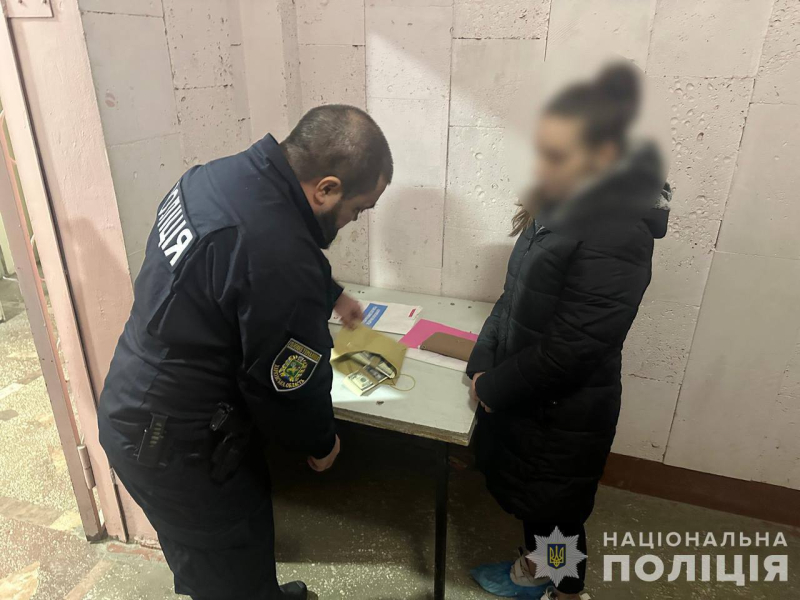 A Kharkiv, una madre ha venduto il suo bambino per 20.000 dollari perché voleva comprare un'auto: la donna è stata arrestata