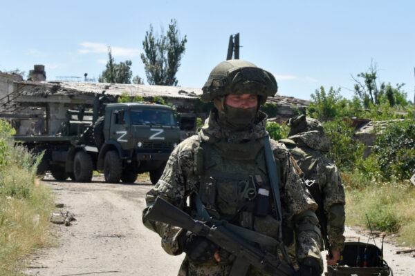 “Ladri”, “uomini” e “capre”: agli ufficiali dell'esercito russo viene insegnato a gestire i prigionieri