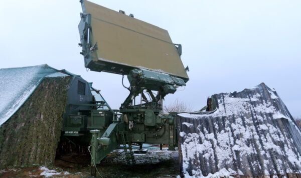 Shmyhal ordinò la ridistribuzione della guerra elettronica nelle regioni in prima linea