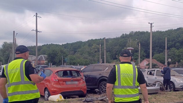 В Полтаве Tesla flew into the parking lot: seven cars were damaged, there are victims 