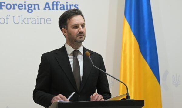 L'Ucraina riceve armi dagli Stati Uniti e sta negoziando l'acquisto di Patriot – Ministero degli Esteri