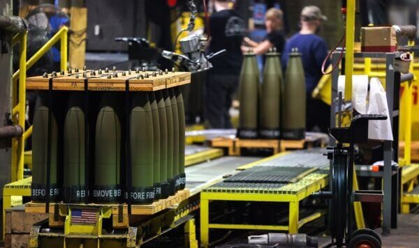Negli USA verrà costruito un impianto per la produzione di componenti chimici per l'industria della difesa ucraina