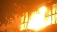 Esplosioni a Zaporižžja: incendio in uno dei quartieri