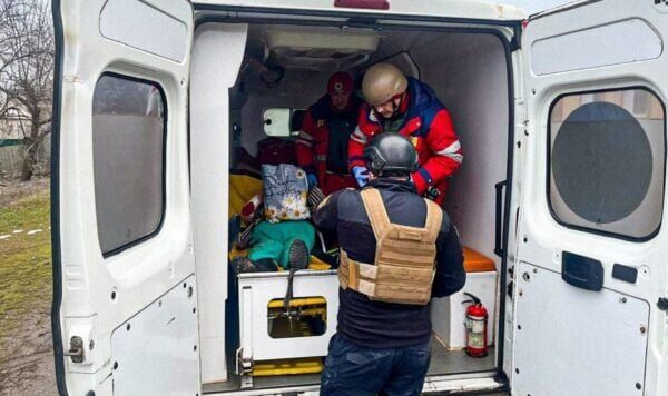 Esplosioni a Kupyansk: un proiettile colpisce un negozio, ci sono un morto e un ferito
