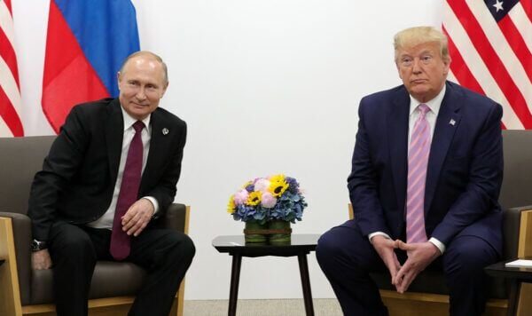 Nessun progresso: Trump parla con Putin durante il bombardamento notturno dell'Ucraina