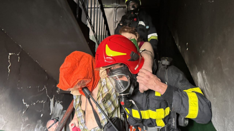 Incendio su vasta scala a Zaporizhia il 12 giugno 2025