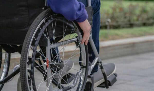 Condizioni di impiego per le persone con disabilità dal 2026: quote, sostegno e nuove regole